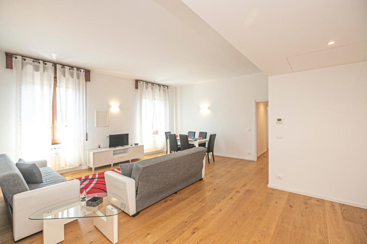 Splendid Apartment ジェノヴァ エクステリア 写真